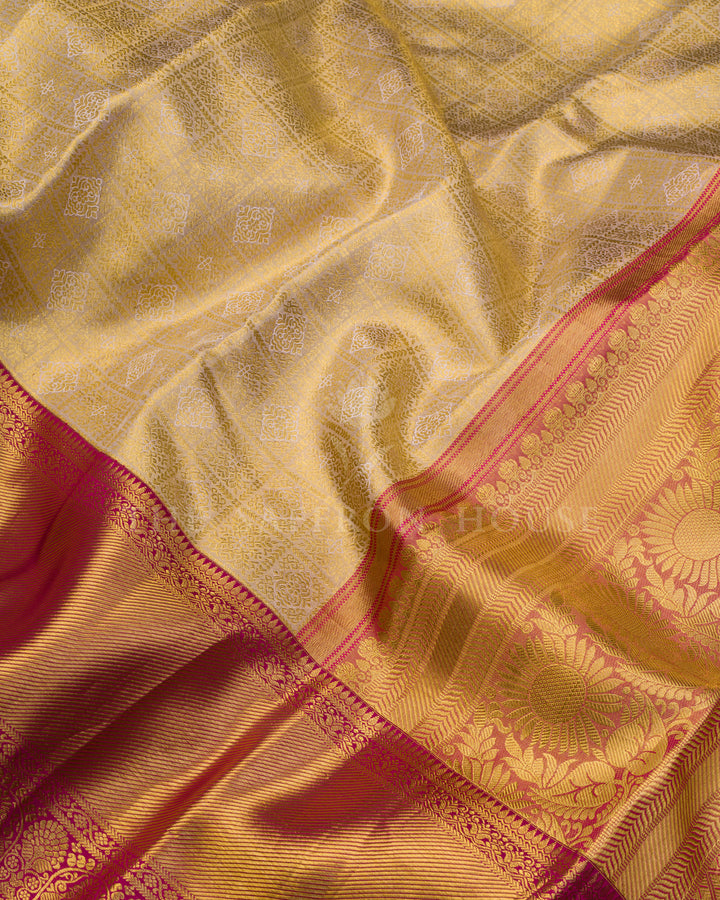 Handloom Kanjivaram Tissue Silk Saree in Gold And Rasberry Pink - TSH250247