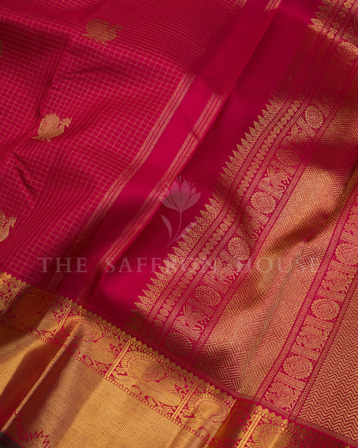 Red Handwoven Vairaoosi Pure Kanjivaram Silk Saree - TSH250041