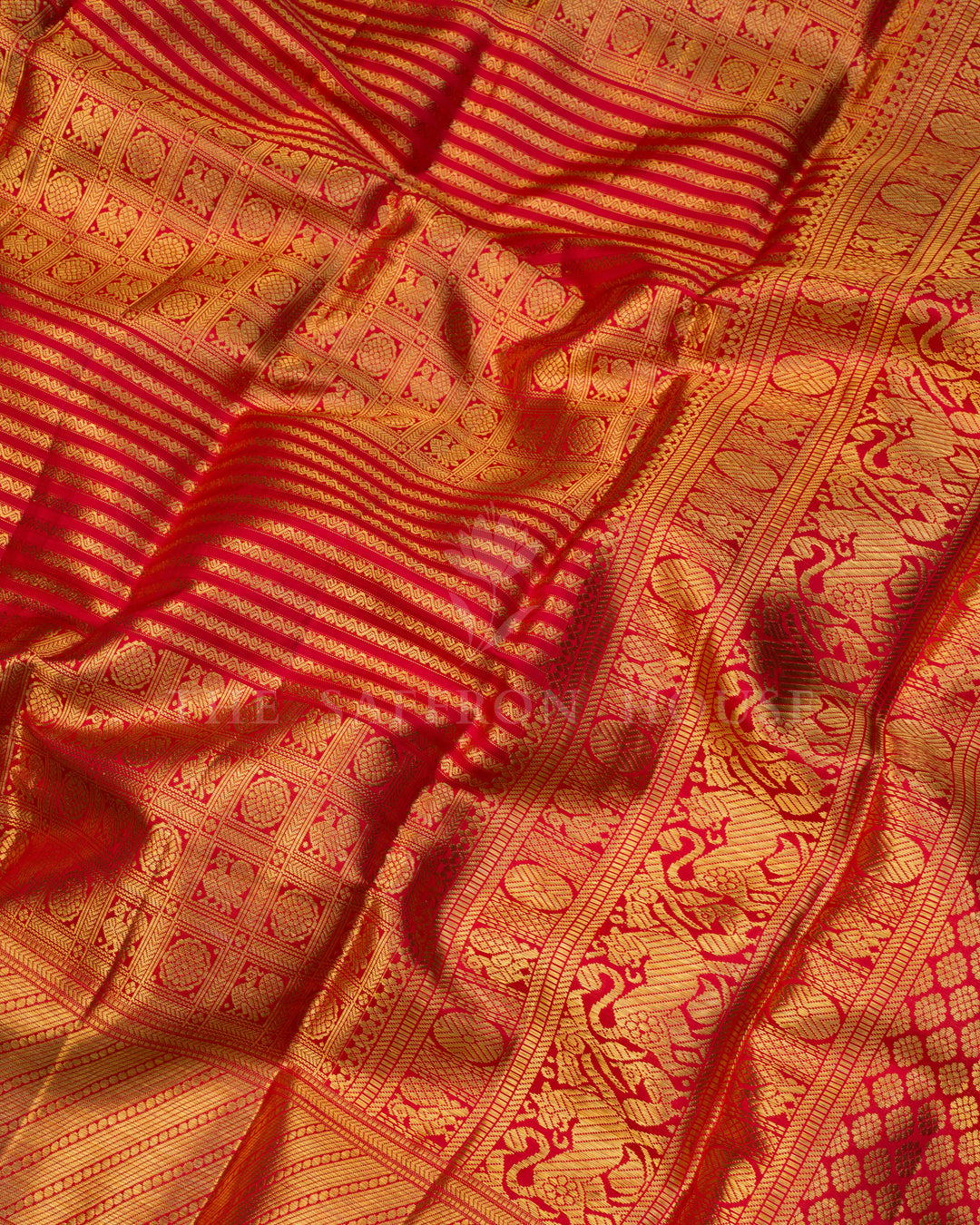 Handloom Bridal Kanjivaram Silk Saree in Vermilion Red  - TSH250107