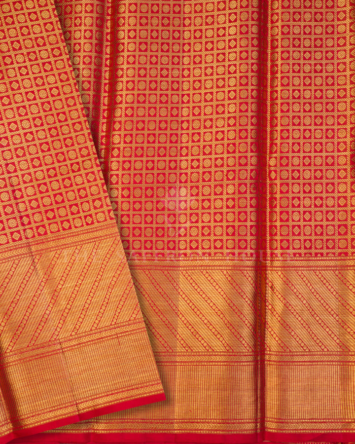 Handloom Bridal Kanjivaram Silk Saree in Vermilion Red  - TSH250107