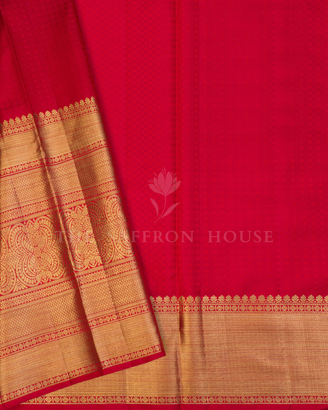 Bottle Green And Red Handwoven Kanjivaram Silk Saree - TSH000001