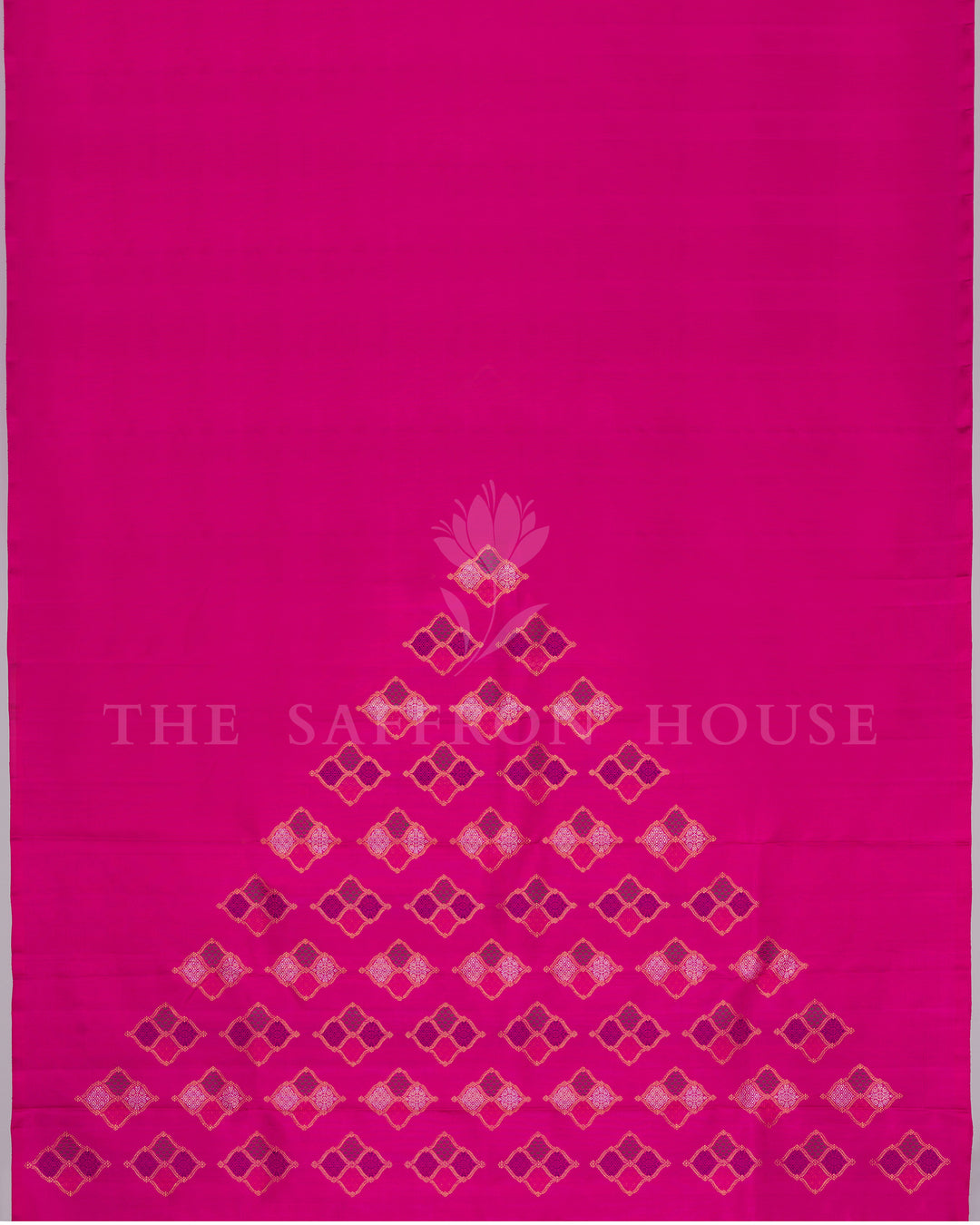 Handloom Borderless Kanjivaram Silk Saree in Rani Pink - TSH250175
