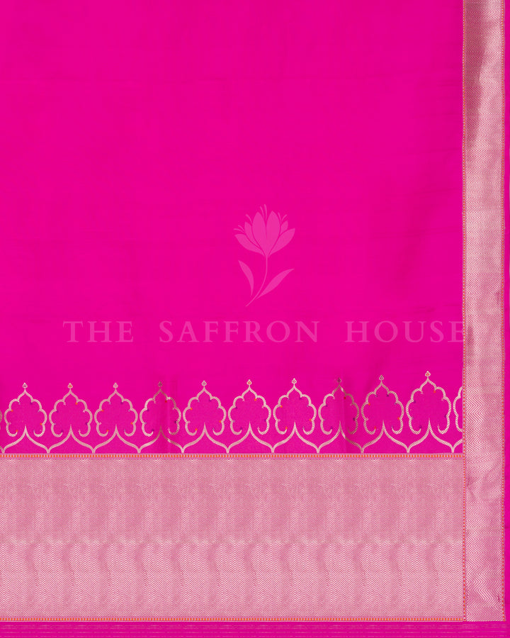 Fuchsia Handwoven Mashru Banarasi Saree - TSH250517