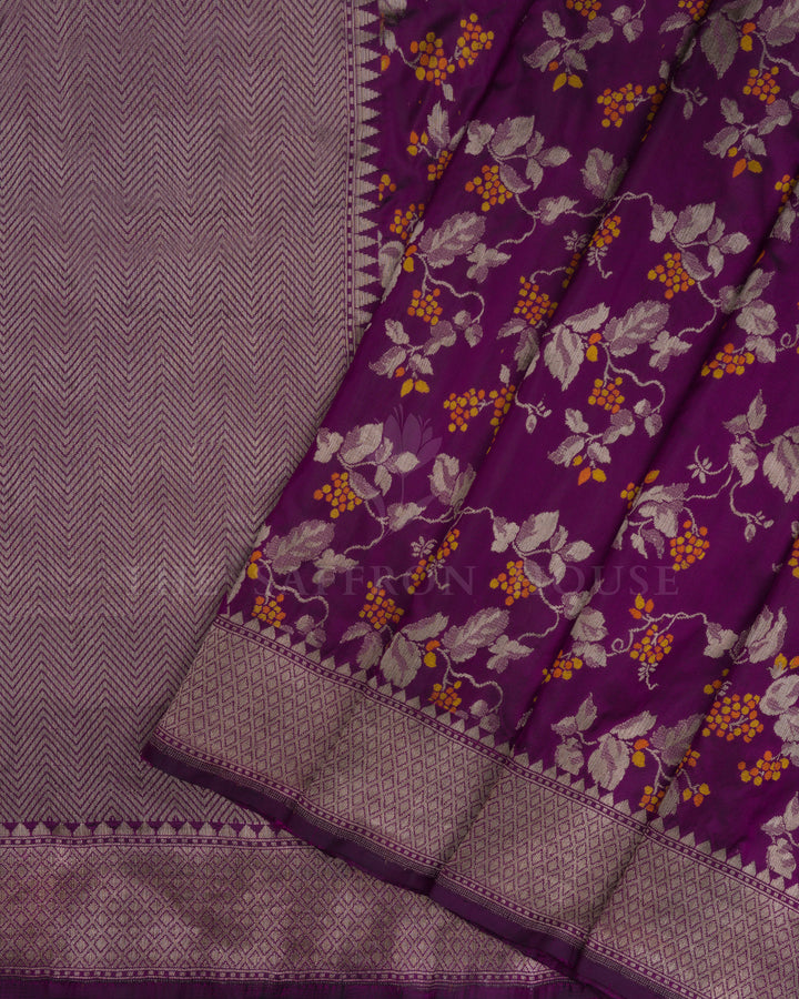 Purple Handwoven Banarasi Silk Saree - TSH846010