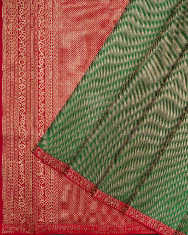 Bottle Green And Reddish Maroon Handwoven Korvai Kanjivaram Silk Saree - TSH2506264