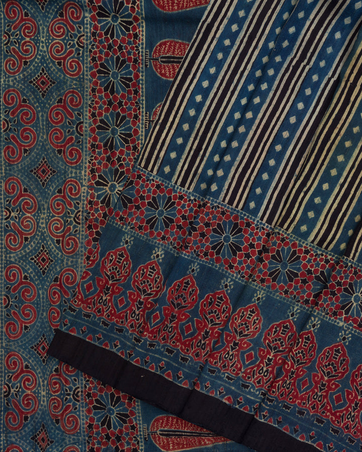 Blue Handwoven Dupion Tussar Silk Saree - TSH5065