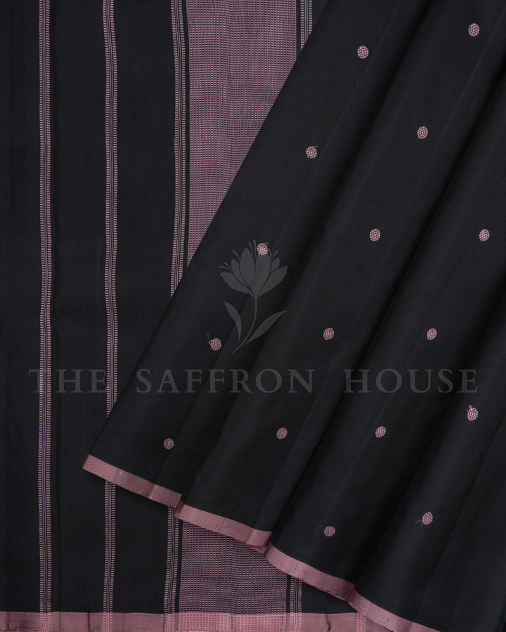Black And Powder Pink No Border Handwoven Kanjivaram Silk Saree - TSH2506231