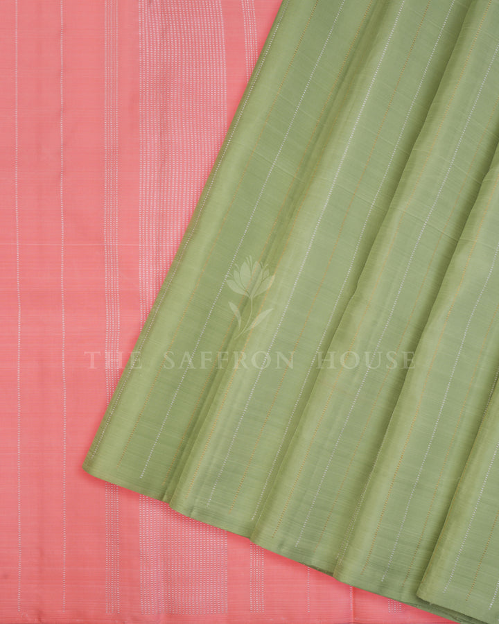 Handloom Borderless Kanjivaram Silk Saree in Leaf Green And Peach Pink - TSH250072