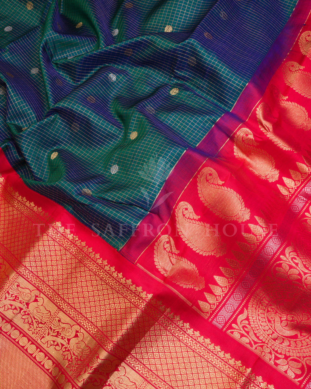 Bottle Green & Vermillion Red Pure Gadwal Silk Saree with Annam & Chakra Zari Motifs - TSH250290