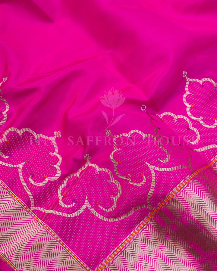 Elegant Fuchsia Mashru Banarasi Saree with Chevron Zari Borders