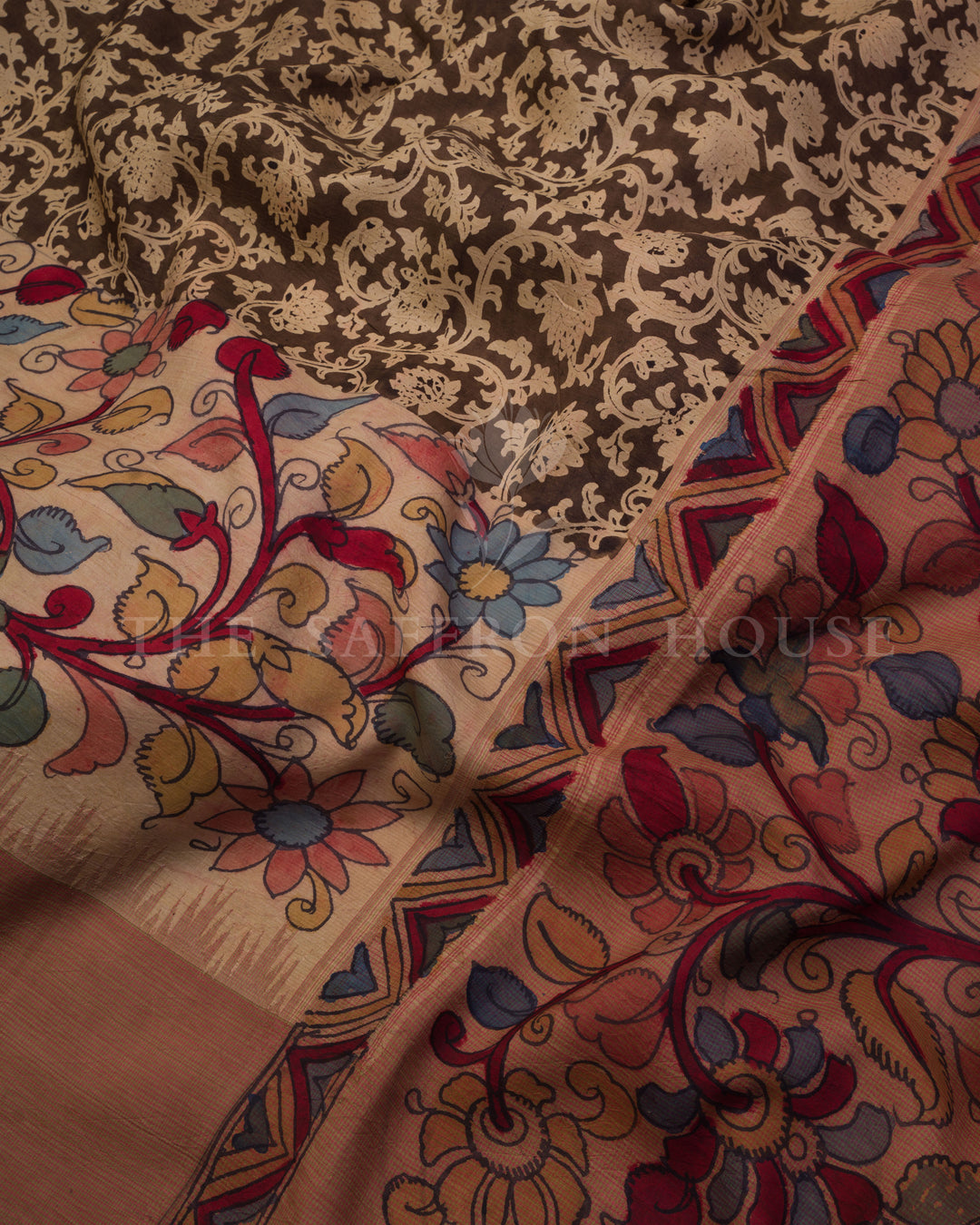 Pen Kalamkari on Kanchi Handwoven Saree with Temple Borders