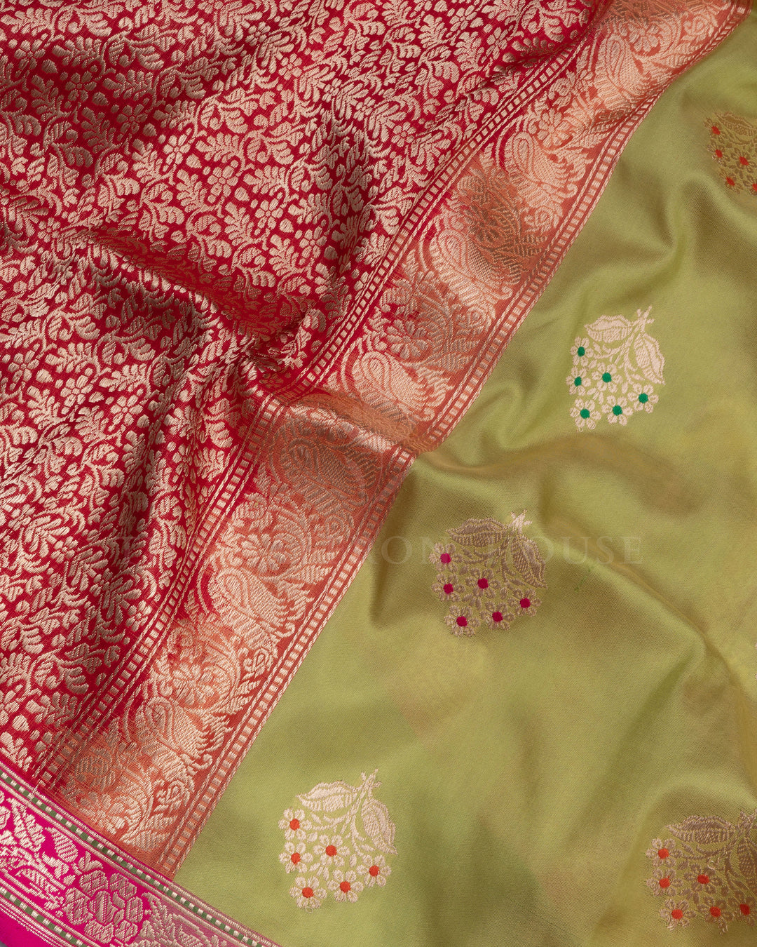 Parrot Green And Red Handwoven Banarasi Silk Saree - TSH2506165