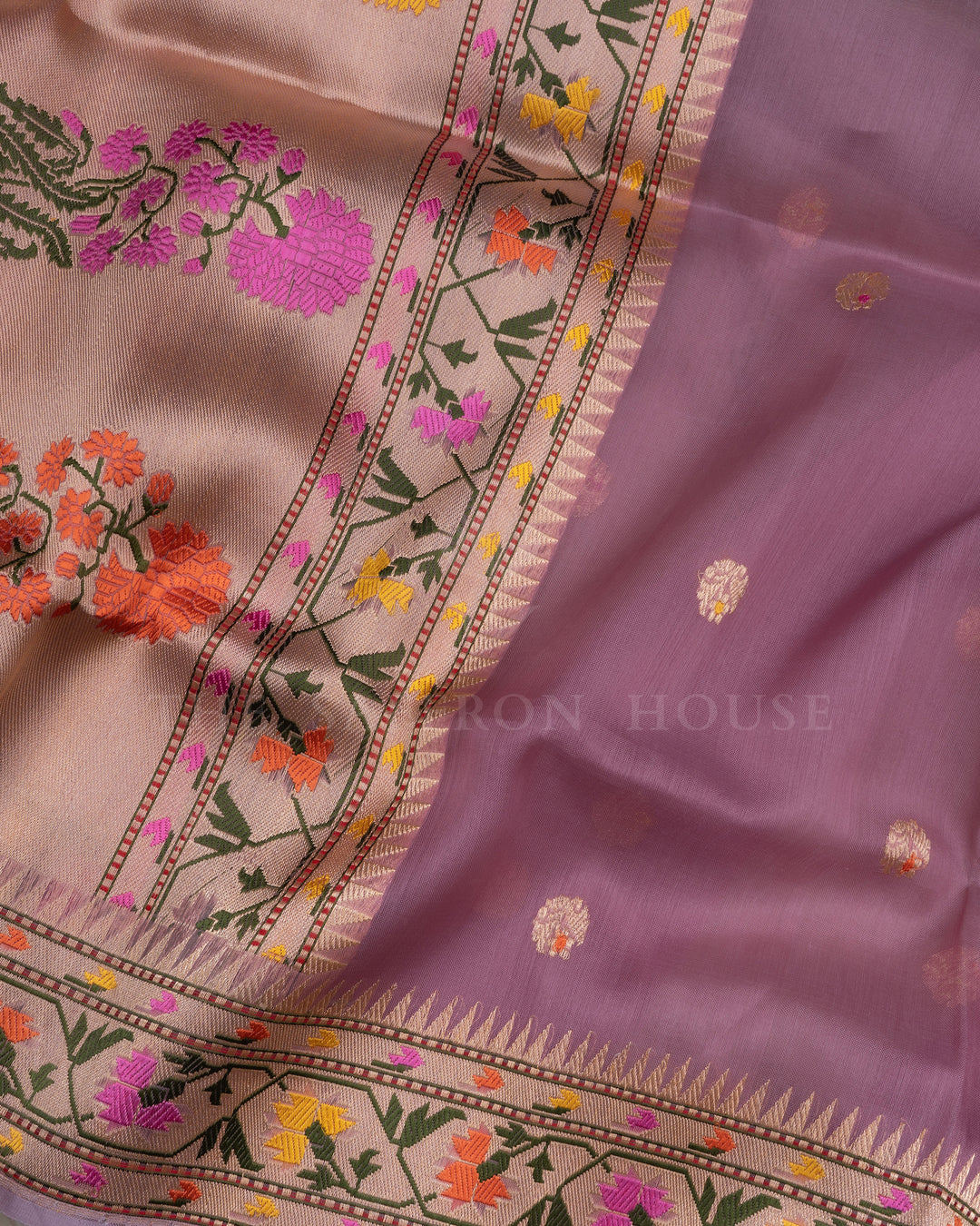 Light Lavender Handwoven Organza Banarasi Saree - TSH110076