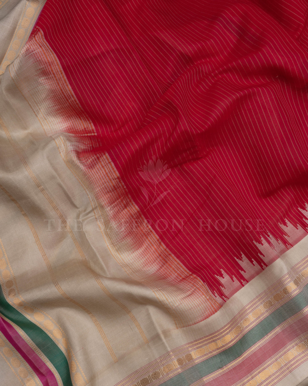 Red And Ivory Gold Gadwal Silk Cotton Saree - TSH8460102