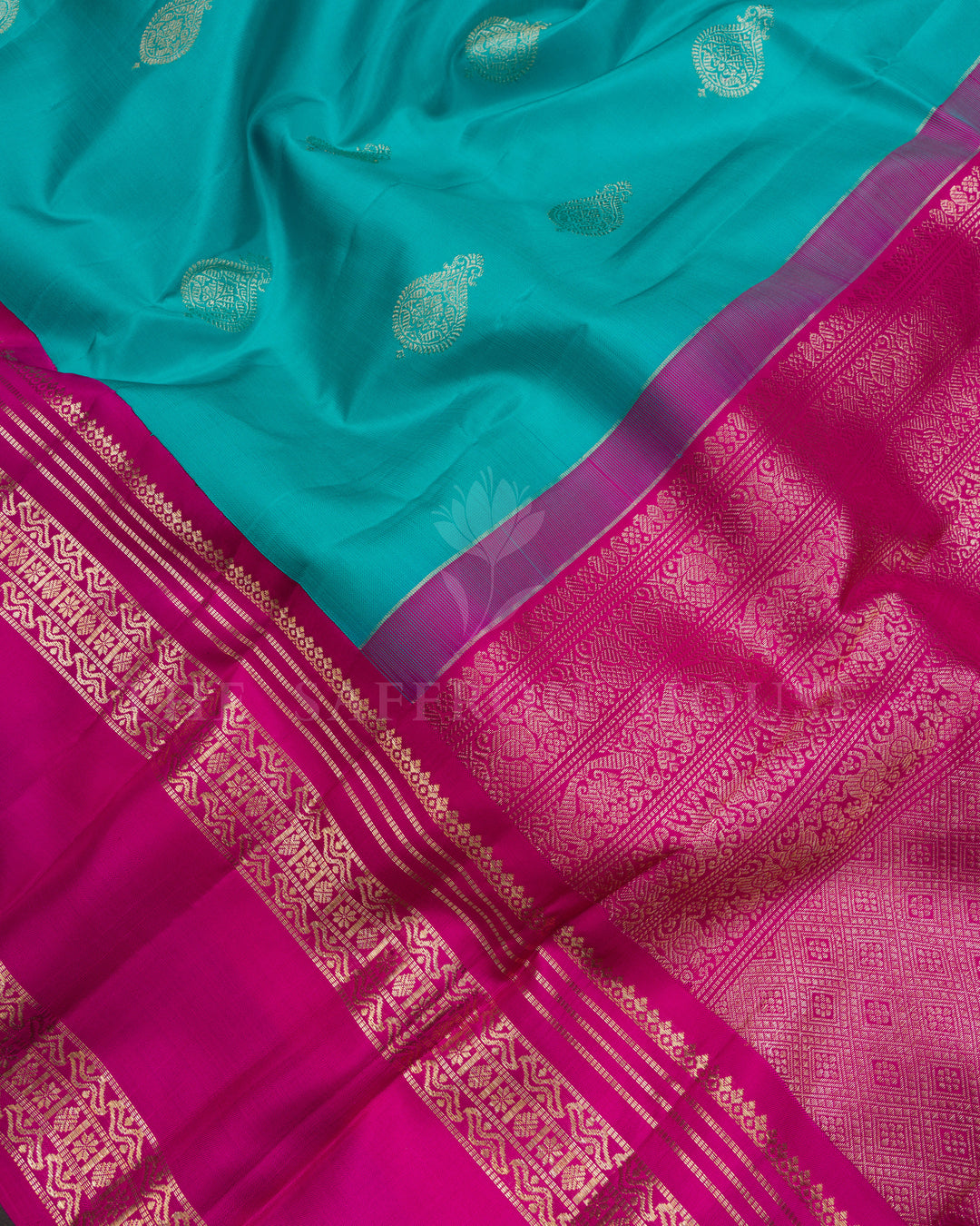 Turquoise Blue And Magenta Pink Retta Pett Handwoven Kanjivaram Silk Saree - TSH2506256