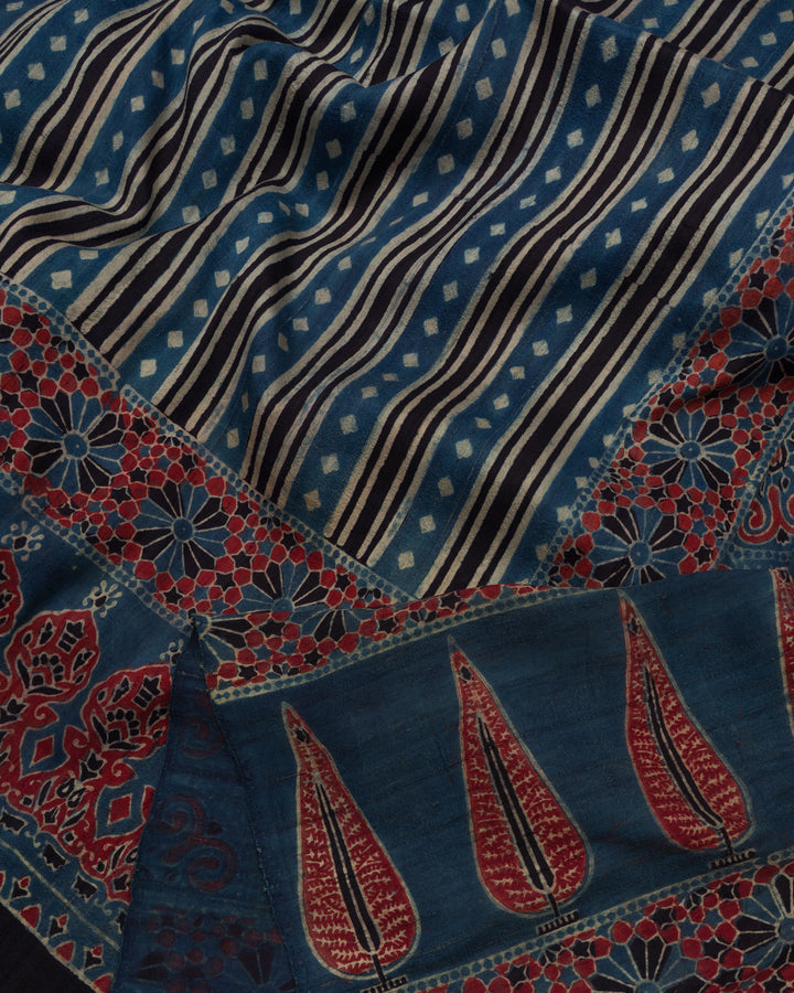 Blue Handwoven Dupion Tussar Silk Saree - TSH5065