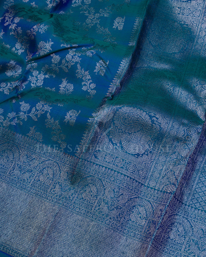 Handloom Kanjivaram Silk Saree in Deep Royal Blue - TSH122