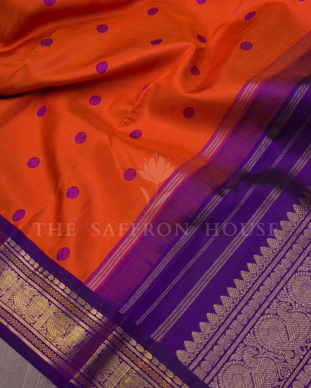 Handloom Pure  Kanjivaram Silk Saree in Fanta Orange And Purple - TSH250038