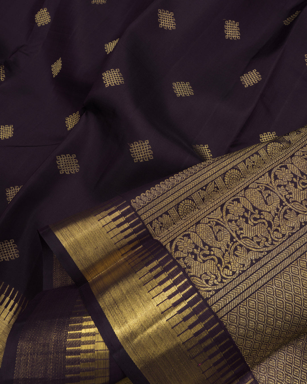 Dark Chocolate Brown Handwoven Kanjivaram Silk Saree - TSH2506209