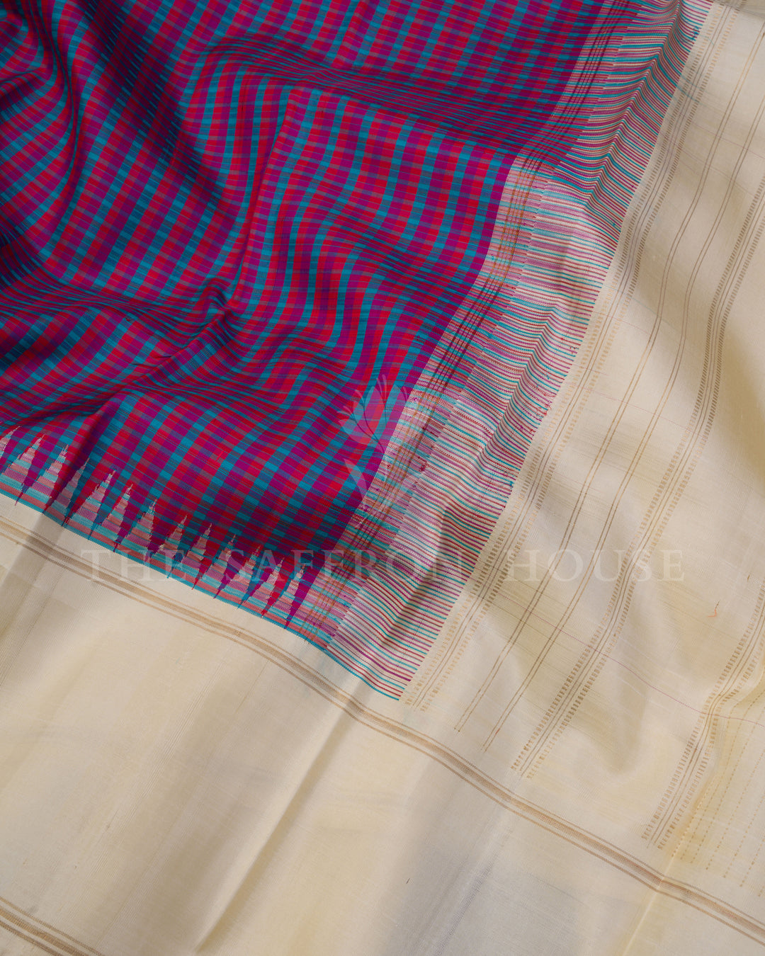 Handloom Kanjivaram Silk Saree in Dual Tone Teal Blue And Rani Pink and Off White - TSH250068