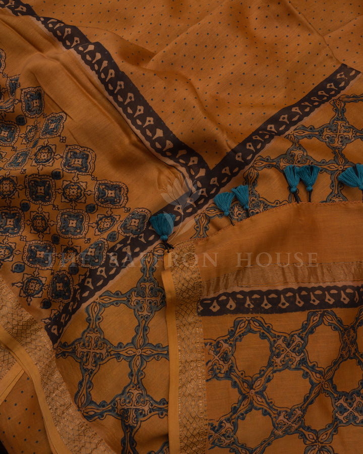 Rust Orange Maheshwari Silk Cotton Kalamkari Saree - TSH8460059