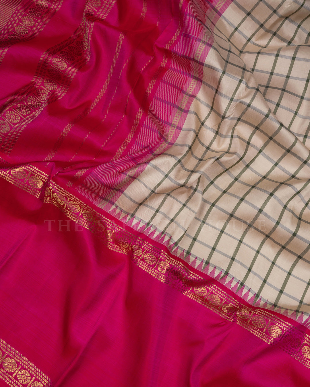 Light Beige And Pink Handwoven Kanjivaram Silk Saree - TSH110017-view4