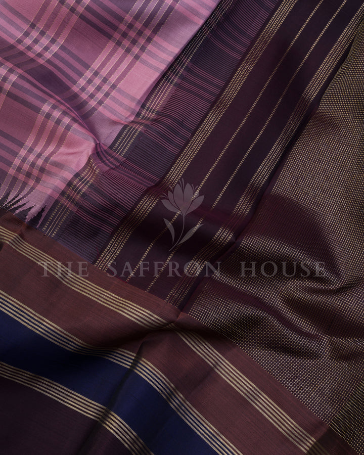 Handloom Pure Kanjivaram Silk Saree in Onion Pink And Arakku - TSH250060