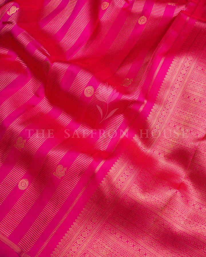 Handloom Borderless Pure Kanjivaram Silk Saree in Rani Pink - TSH6068