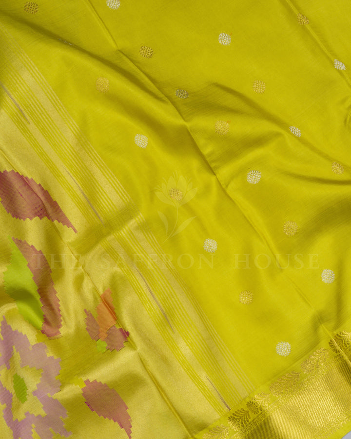 Light Parrot Green Handwoven Kanjivaram Silk Saree - TSH250163-view4