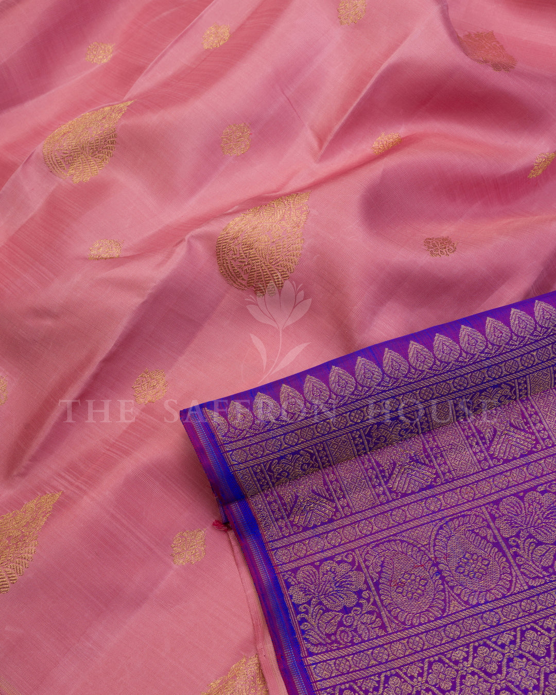 Handloom Borderless Pure Kanjivaram Silk Saree in Baby Pink And Violet - TSH250224