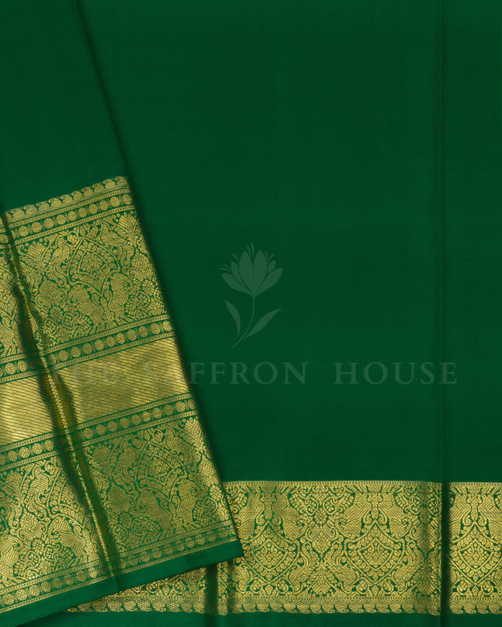 Bottle Green Handwoven Kanjivaram Silk Saree - TSH2506106