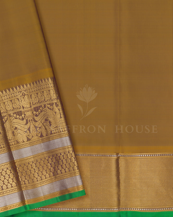 Deep Purple And Golden Yellow Handwoven Kanjivaram Silk Saree - TSH2506060