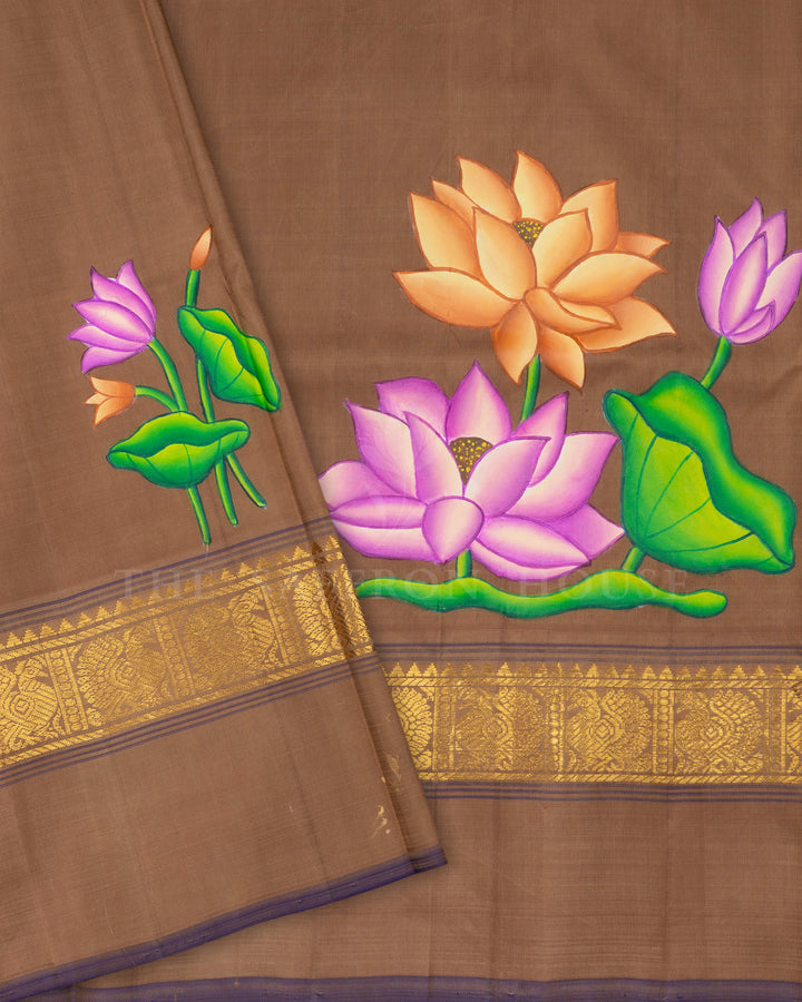 Ivory And Dark Beige Tanjore Hand-Painted Kanjivaram Silk Saree - TSH2506158