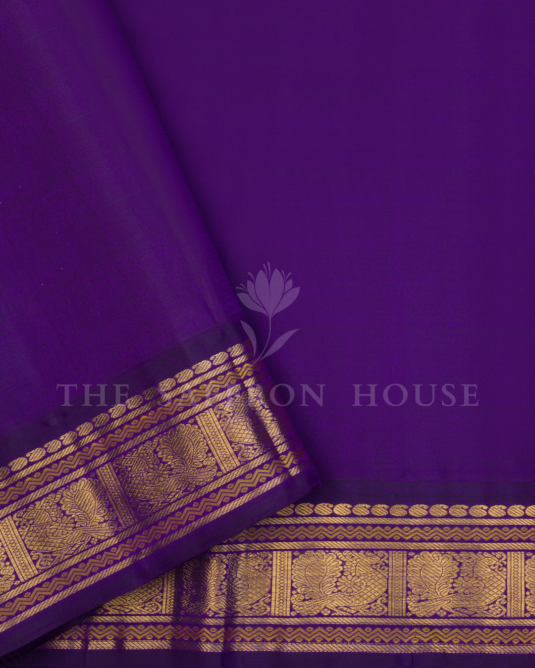 Handloom Pure  Kanjivaram Silk Saree in Fanta Orange And Purple - TSH250038