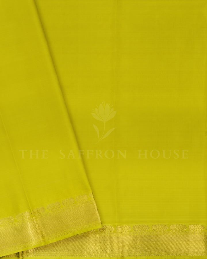 Light Parrot Green Handwoven Kanjivaram Silk Saree - TSH250163- view5
