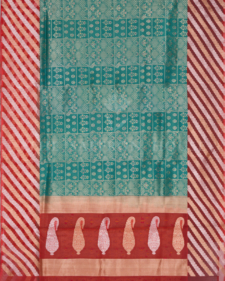 Handloom Banaras Silk Saree in Green And Chilli Red