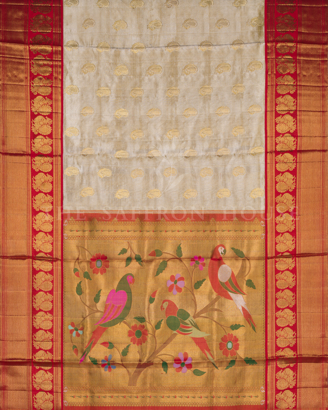 Handloom Kanjivaram Silk Saree in Ivory And Chilli Red