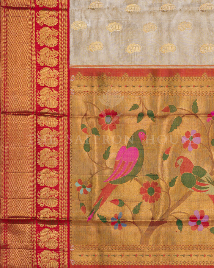Handloom Kanjivaram Silk Saree in Ivory And Chilli Red