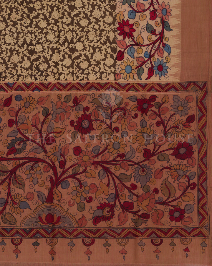 Pen Kalamkari on Kanchi Handwoven Saree with Temple Borders