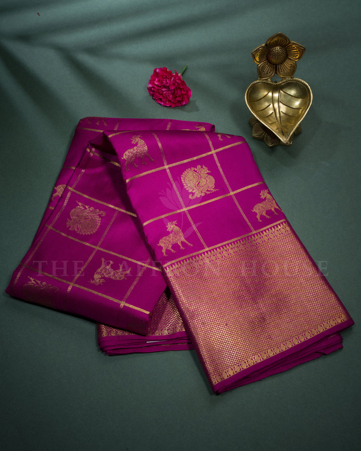 Magenta Handwoven Kanjivaram Silk Saree - TSH2506066