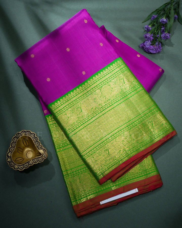 Deep Magenta And Leaf Green Handwoven Kanjivaram Silk Saree - TSH2506126