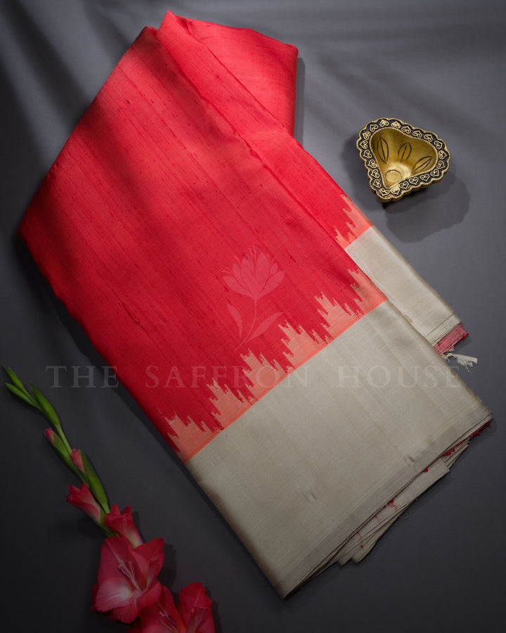 Bright Red And Light Beige Gadwal Silk - TSH8460103