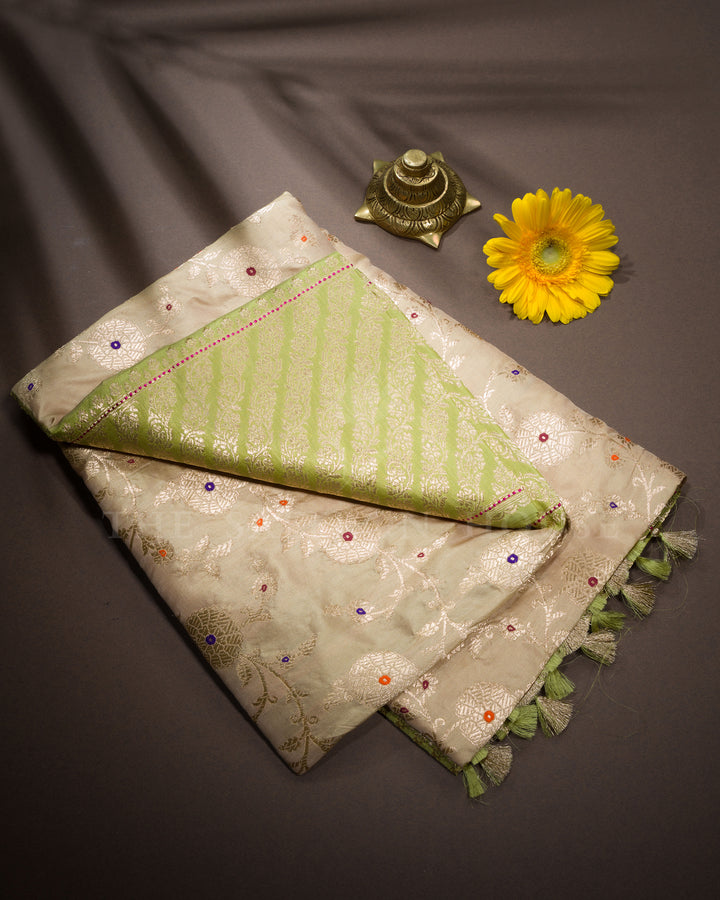 Beige And Parrot Green Handwoven Banarasi Silk Saree - TSH110075