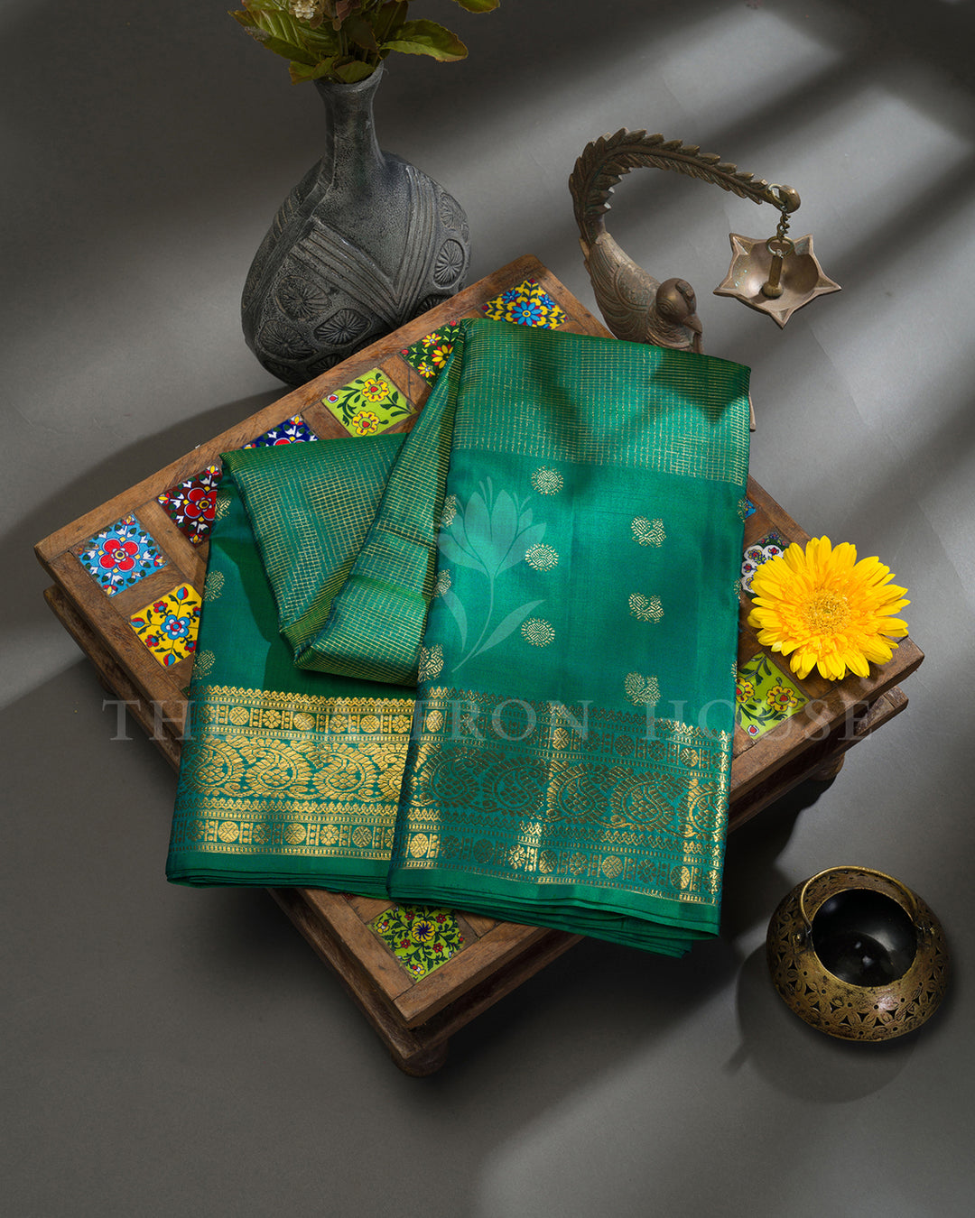 Dual Tone Teal Green Kanchivaram Silk Saree