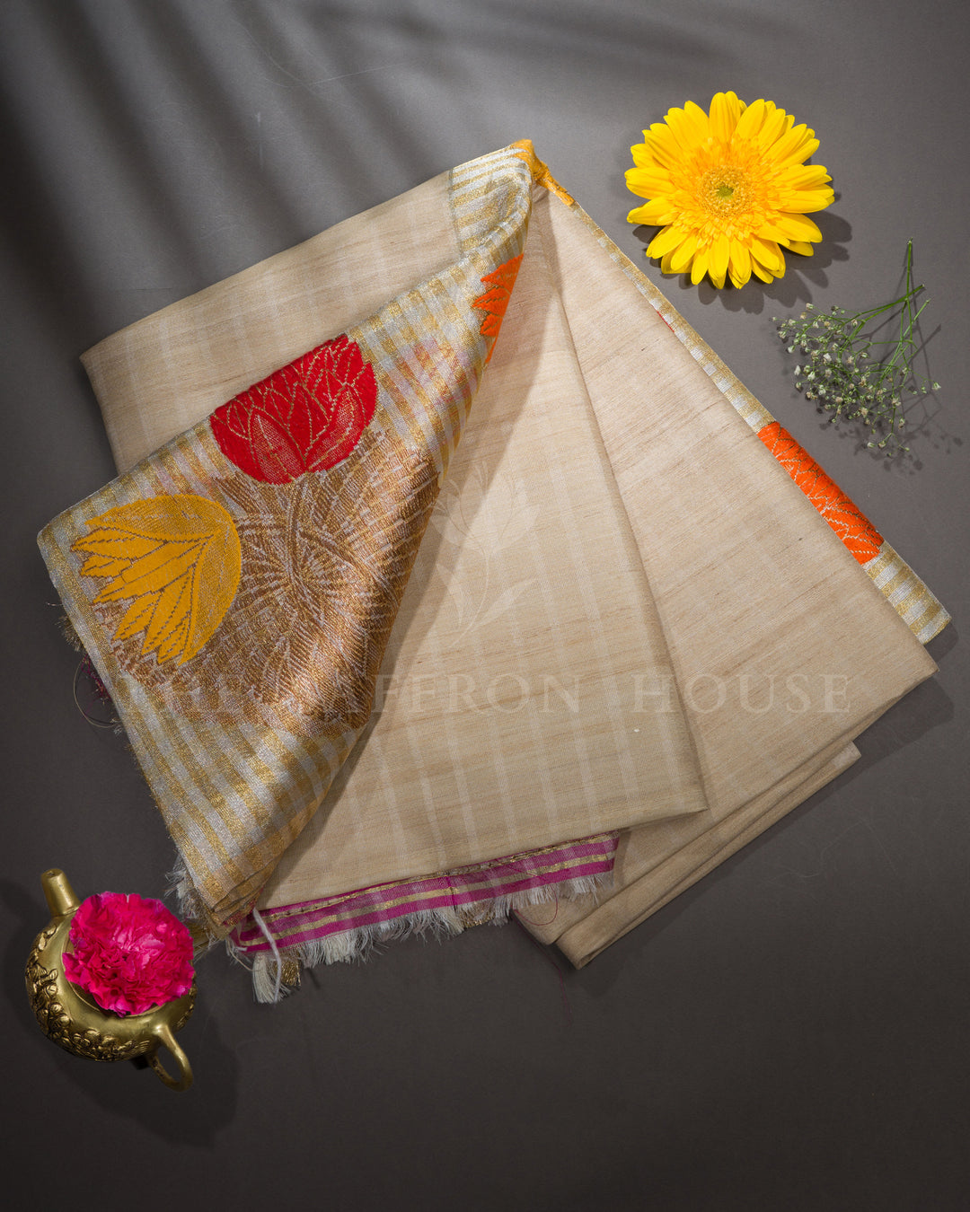 Beige Handwoven Banarasi Tussar Saree - TSH2506177