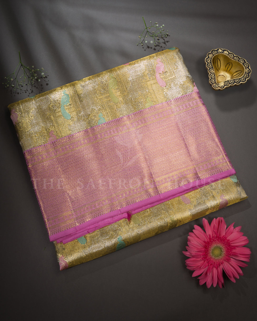 Gold Zari Handwoven Tissue Kanjivaram Silk Saree - TSH2506297