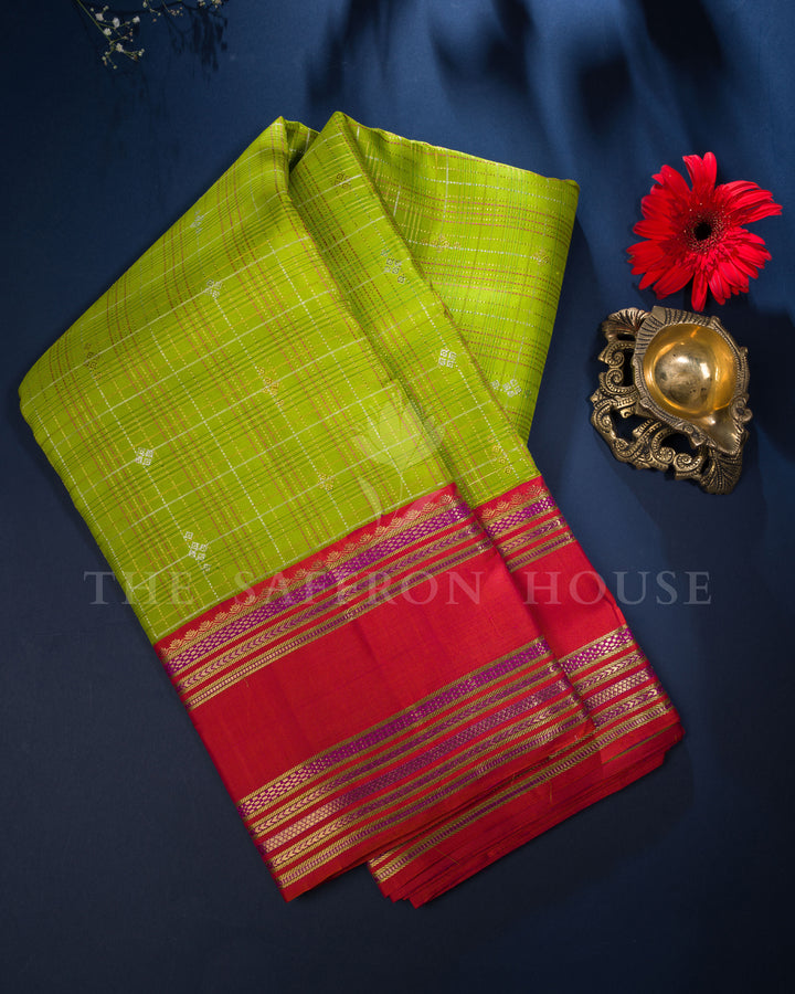 Handloom Kanjivaram Silk Saree in Parrot Green And Pink Orange - TSH250045