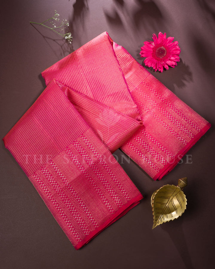 Handloom Pure Kanjivaram Silk Saree in Rani Pink - TSH250157