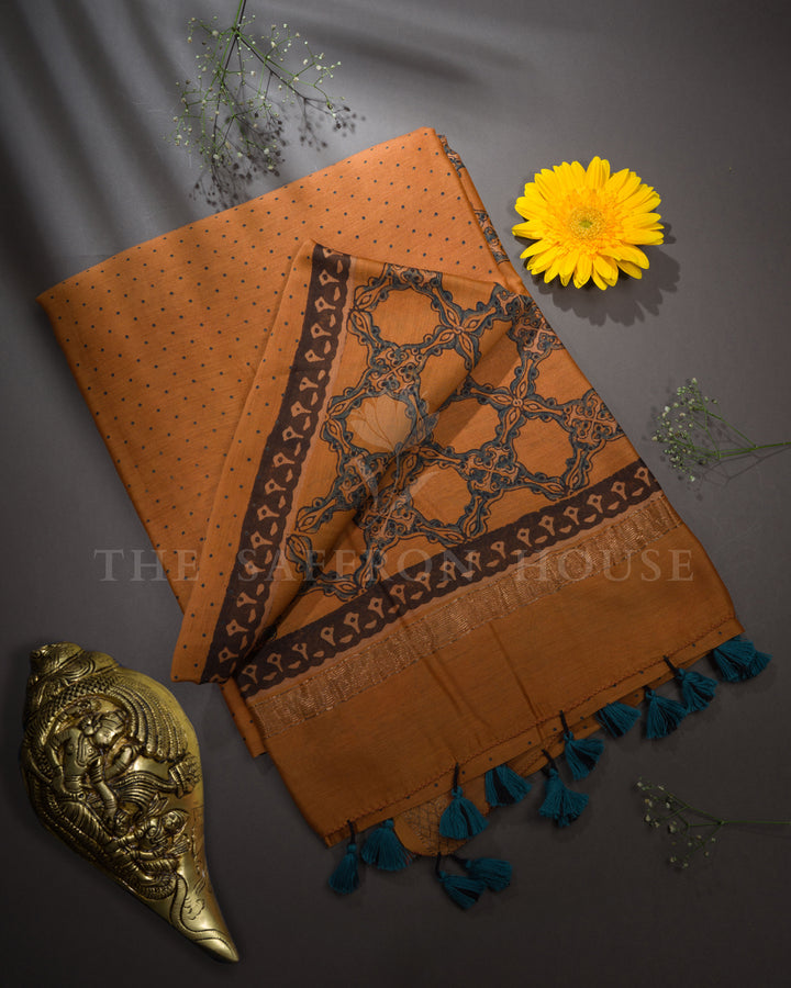 Rust Orange Maheshwari Silk Cotton Kalamkari Saree - TSH8460059
