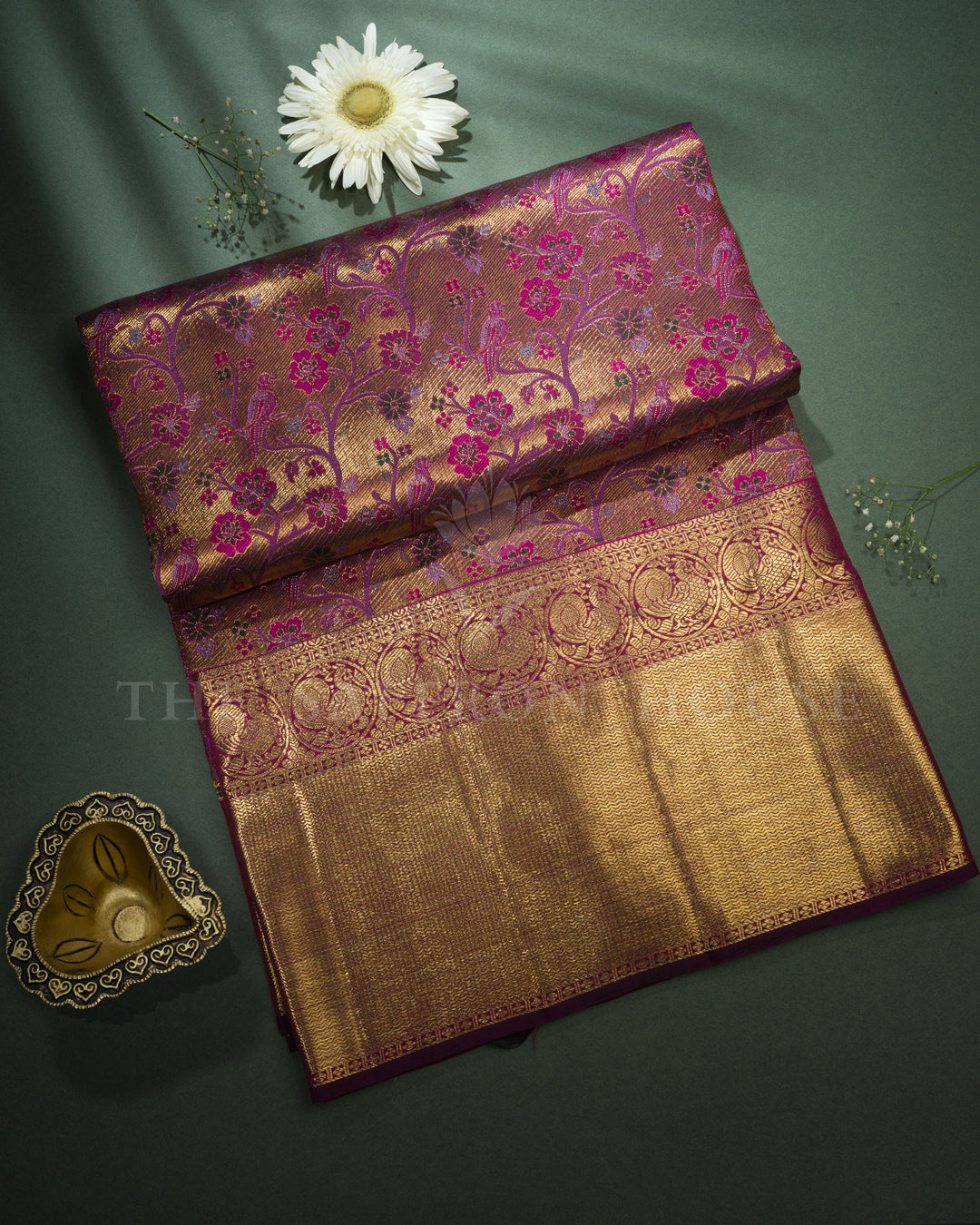 Magenta Purple Handwoven Kanjivaram Silk Saree - TSH2506279